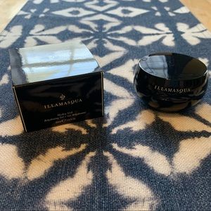 Illamasqua Hydra Veil
